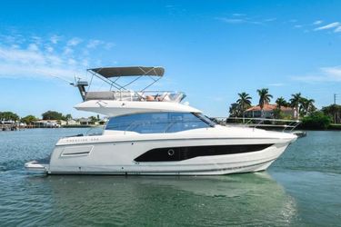 42' Prestige 2021 Yacht For Sale